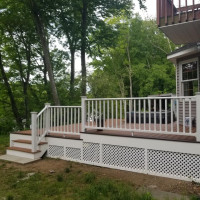 Front view of deck with railing